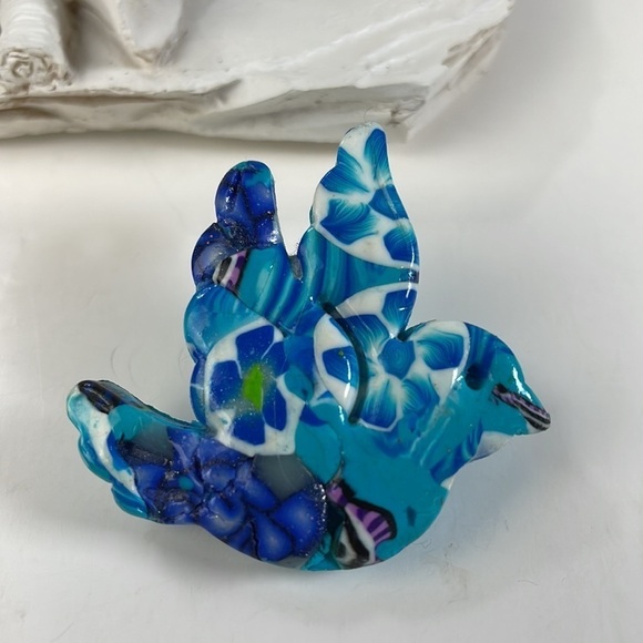 Handcrafted Artisan Made Polymer Clay Brooch Blue Bird - Picture 6 of 6